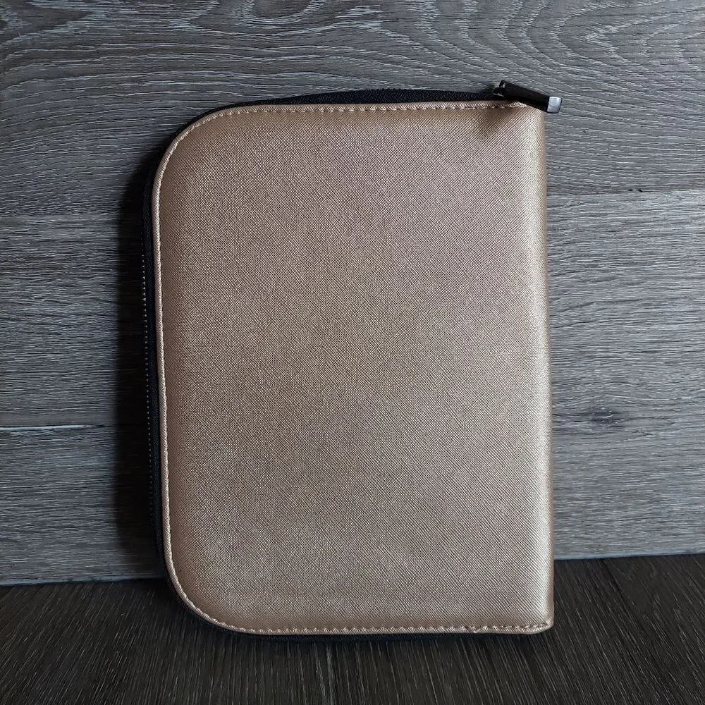 NWOT Halston Rose Gold Jewelry Portfolio Case